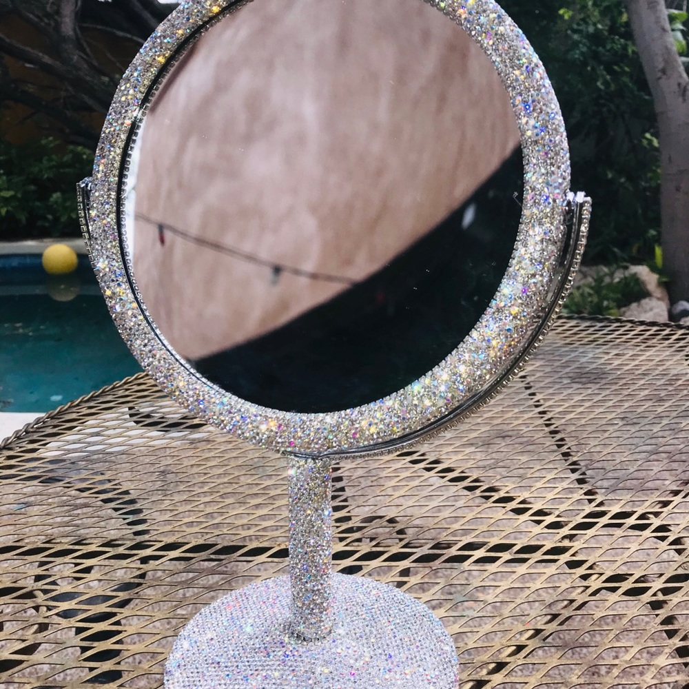 Beautiful Mirror Rhinestone - Picture 2 of 5